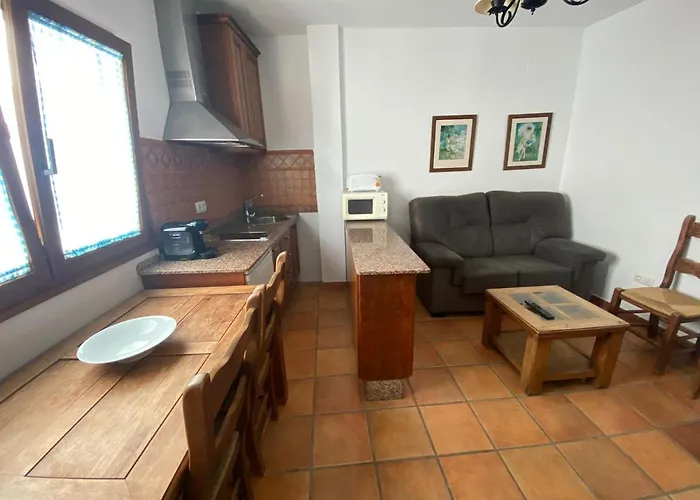 Arco - Virgen Y Habitación