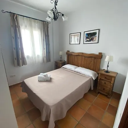 Arco - Virgen Y Conil De La Frontera