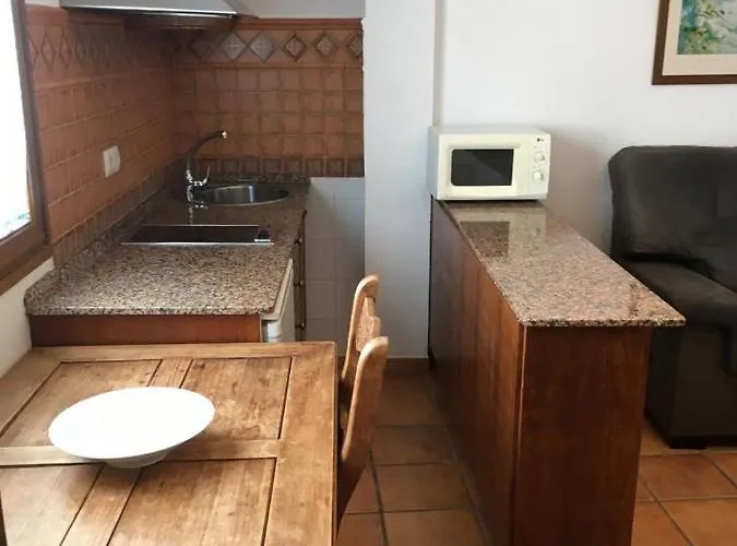 Arco - Virgen Y Conil De La Frontera